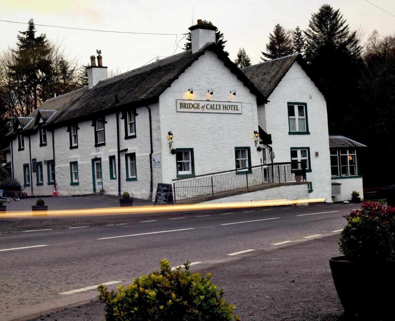 Bridge Of Cally Hotel Exterior foto